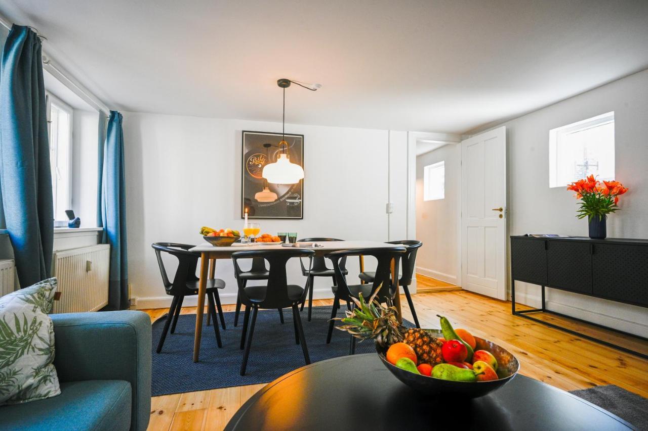 Sanders Central - Dreamy Three-Bedroom Apartment In The Middle Of It All Копенгаген Экстерьер фото